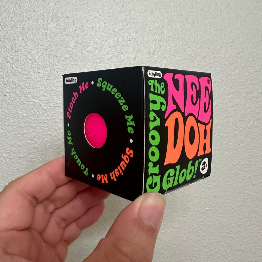 NeeDoh The Groovy Glob - Pink BRAND NEW FAST SHIPPING